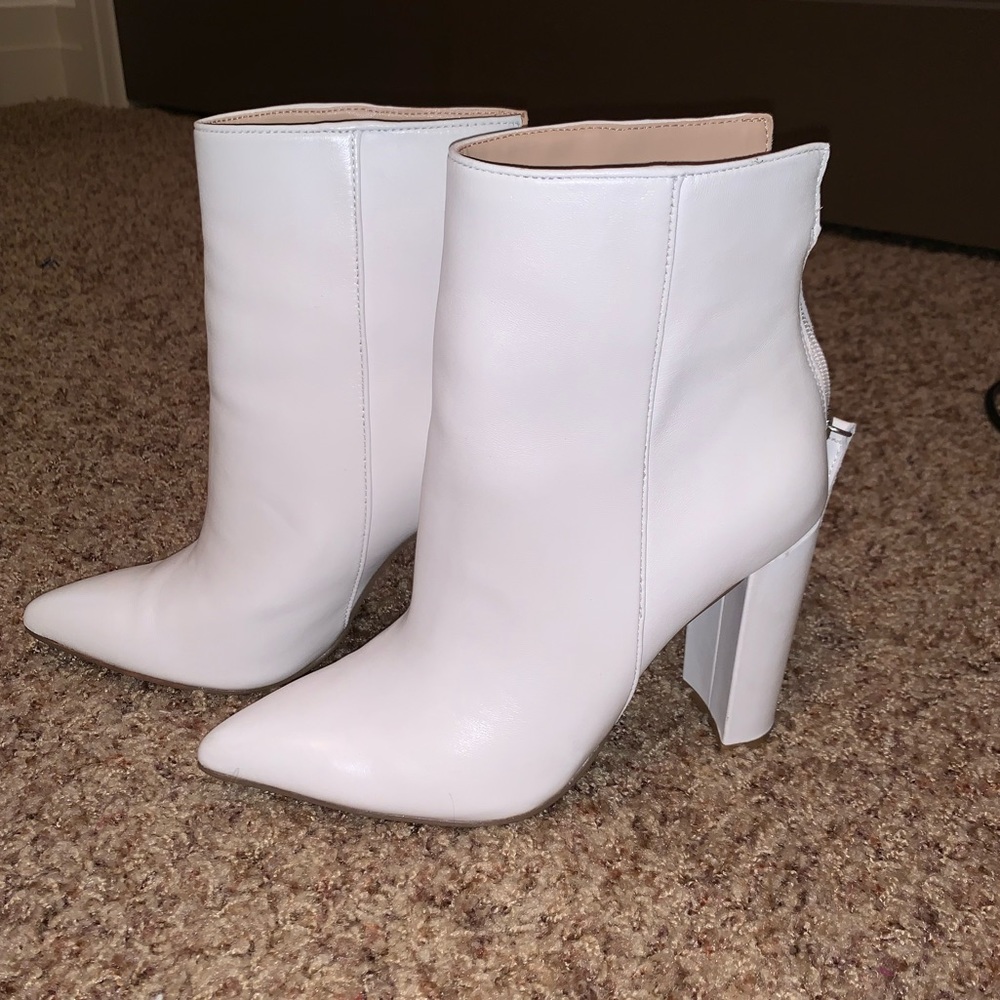 White Steve madden booties